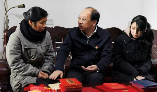 痛心！撫州這個村的第一書記倒在脫貧攻堅一線，省委常委、組織部長趙愛明專門作出批示