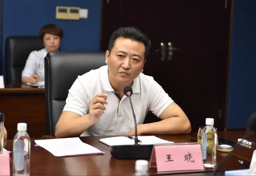 南昌市政公用集團黨委副書記、總經(jīng)理萬義輝一行調(diào)研江西長運