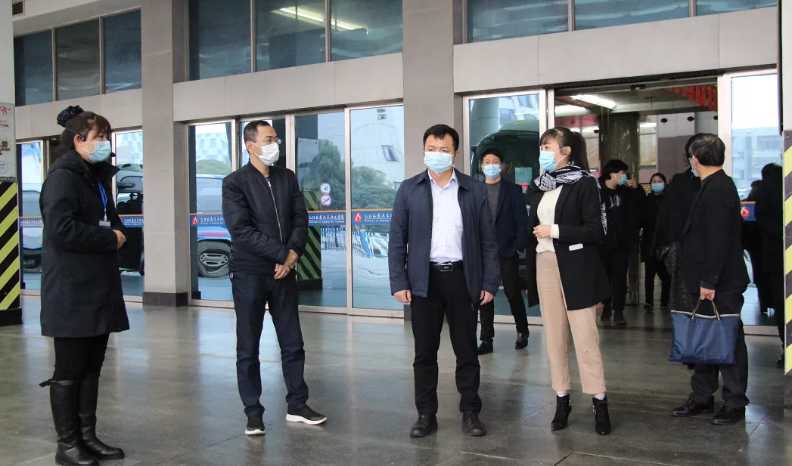 市政公用集團黨委委員、副總經(jīng)理郭曉慶一行調(diào)研九江長運、上饒汽運