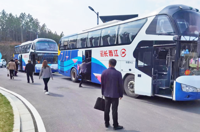 景德鎮(zhèn)長運(yùn)：圓滿完成浮梁縣人大、政協(xié)會(huì)議指定運(yùn)輸任務(wù)