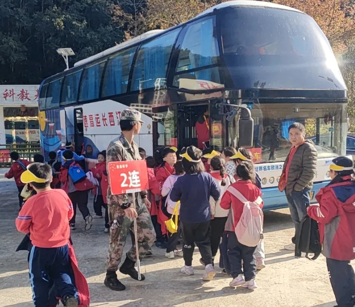 景德鎮(zhèn)長運(yùn):旅游公司圓滿完成中學(xué)冬季研學(xué)游活動運(yùn)輸任務(wù)