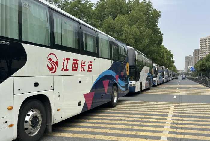 都市城際公交：安全高效保障700余名師生研學出行